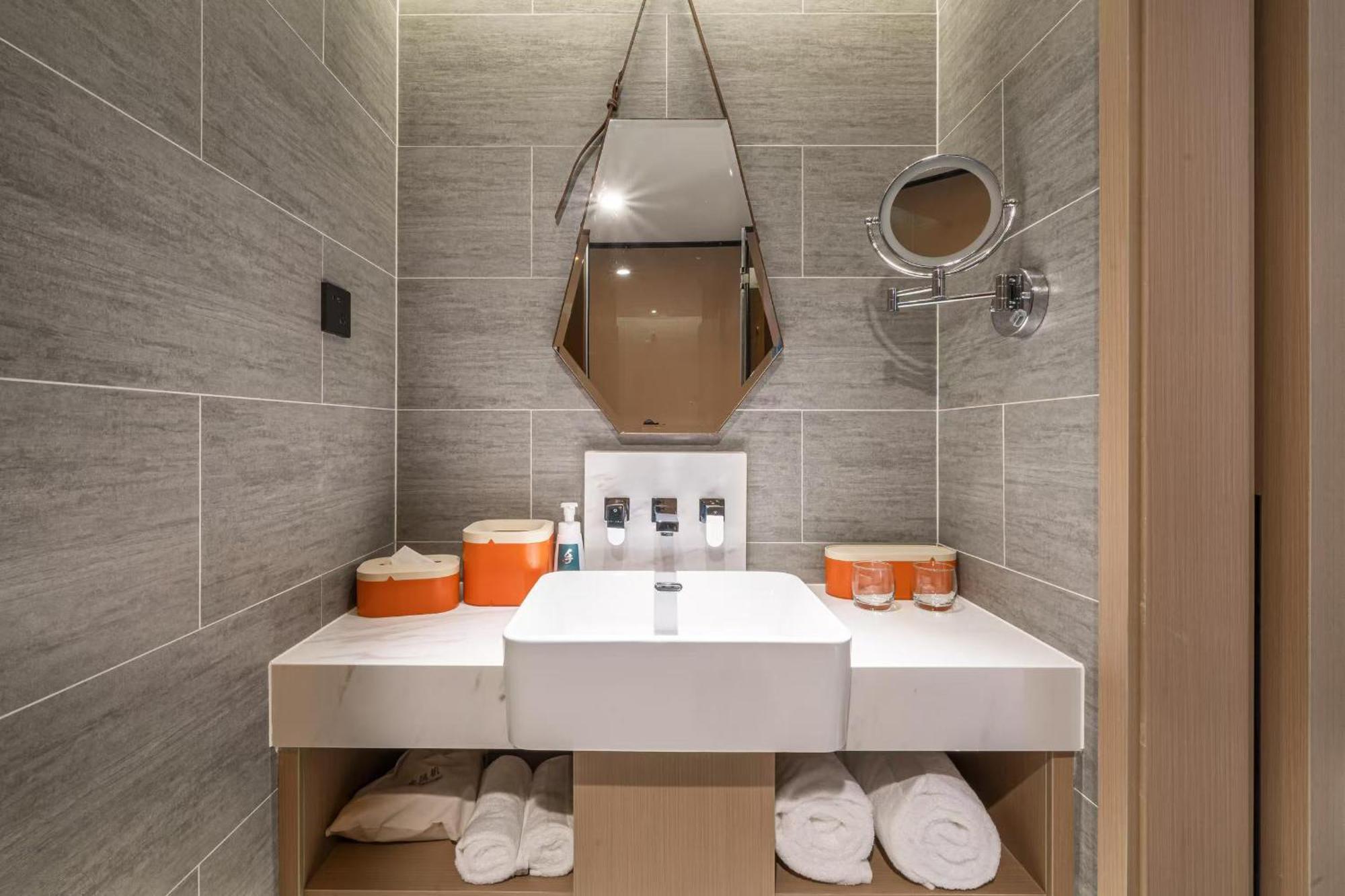 Atour Hotel Luzhou Bubugao New World Luaran gambar